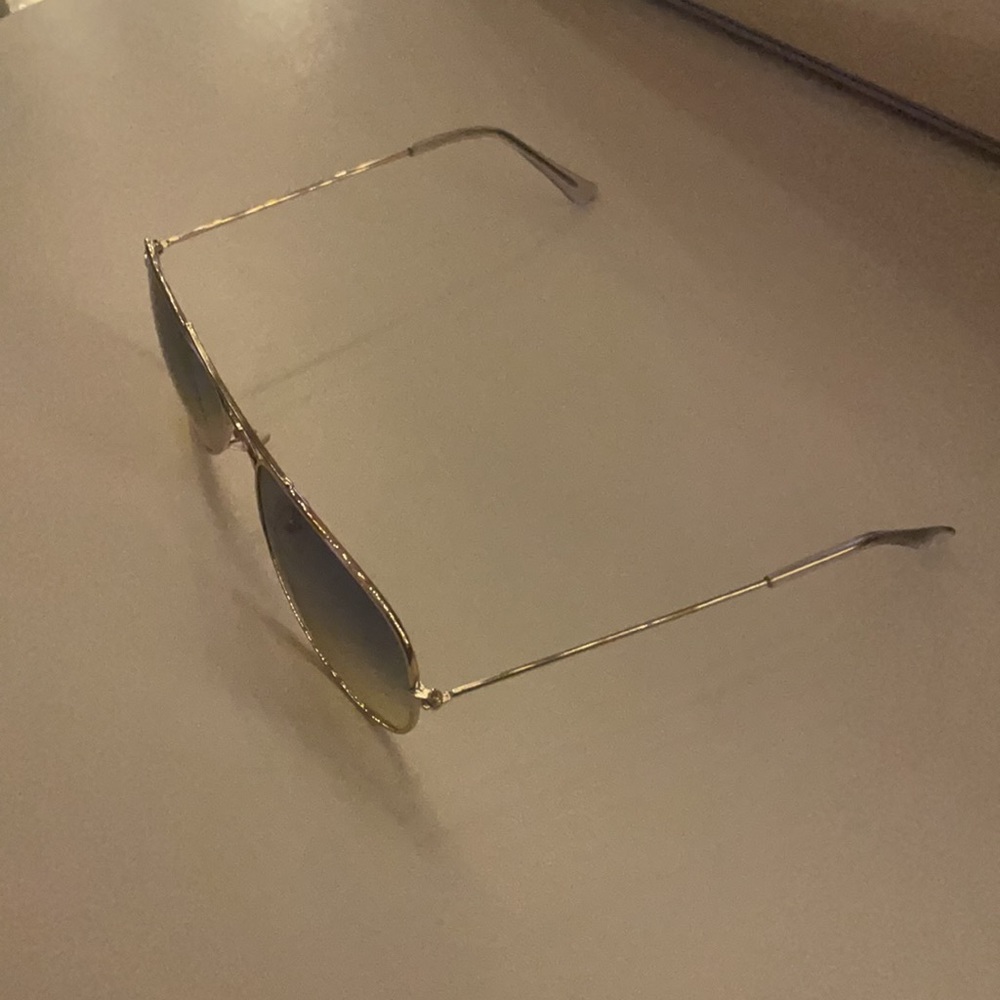Sunglasses - Picture 2 of 4